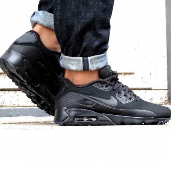 black air max 9